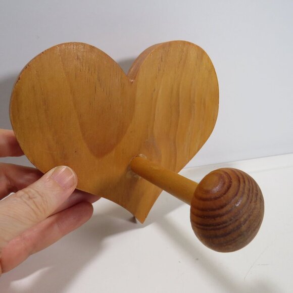 Heart Vintage Solid Wooden Hook Wall Hanger Kids Wooden unfinished - Picture 1 of 8
